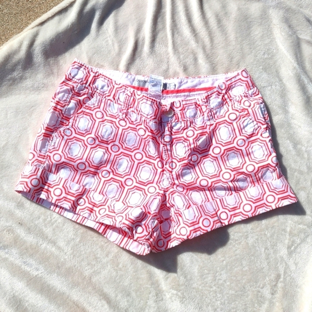 Barely worn Old Navy Size 4 Low Rise Cute Design Shorts!